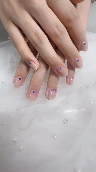 カラー ネイル Luana nail  salon所属・ルアナ ネイルサロンのネイルデザイン
