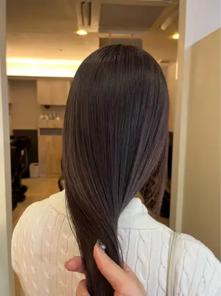 ロング カラー Neale. ユメのヘアスタイル