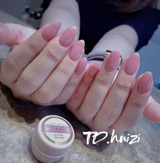 ミディアム めぐみのネイルサロン 惠のネイルデザイン