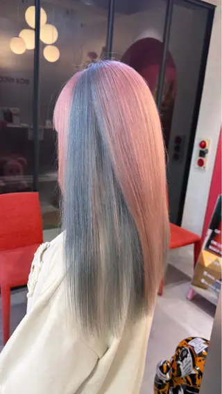 ロング カラー Boxmico. / カカズ コトネのヘアスタイル