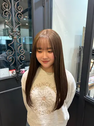 ロング カラー しおり🍬 KOKORO🤍のヘアスタイル