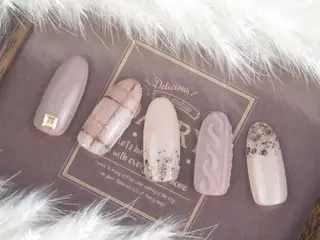 ネイル NAIL Salon IP所属・長谷川 奈緒美のネイルデザイン