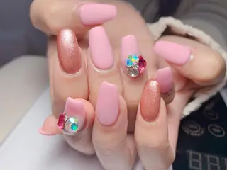 ネイル MiKi Nai池袋 長さだし得意のネイルデザイン