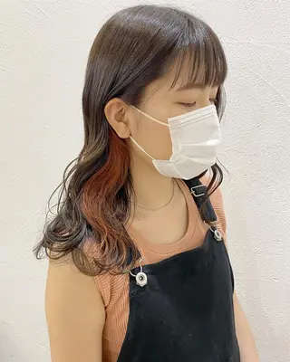 セミロング カラー 榎園 由美のヘアスタイル