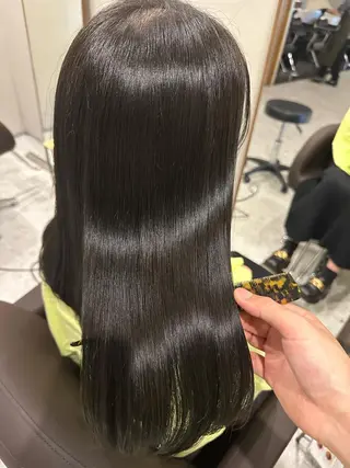 ロング カラー Forest. -髪質改善-のヘアスタイル