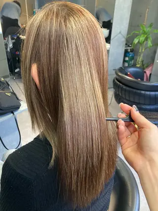 セミロング 髪質改善☺︎縮毛矯正 ふじい まりんのヘアスタイル