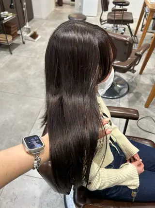 セミロング カラー オリーブベージュ/ ブリーチなし透明感のヘアスタイル