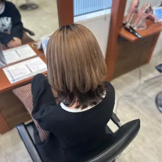 ショート カラー MOURI CHISATOのヘアスタイル