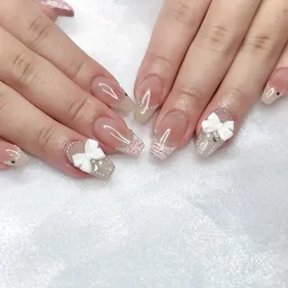 ネイル Salon Mori所属・☺︎ amiのネイルデザイン