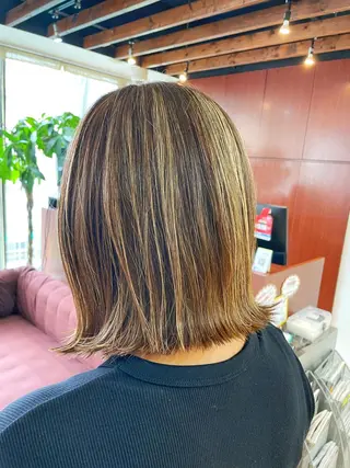 ミディアム カラー 髪質改善/レイヤー/ 小顔/デザインのヘアスタイル