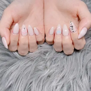 ネイル 個室ネイルサロンDolly  Girl〜ドーリーガール〜所属・DollyGirl KYOKOのネイルデザイン