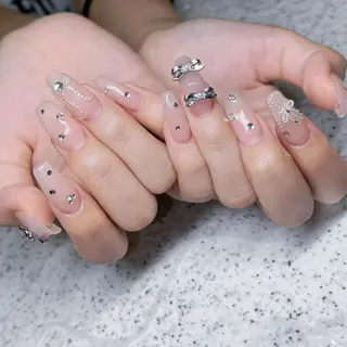 ネイル Queens 榊 まおのネイルデザイン