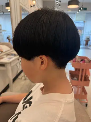 ショート Eclat【エクラ】所属・三上 莉里のヘアスタイル