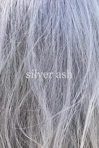 ショート カラー LANDSグループ ヘア&アイサロンのヘアスタイル