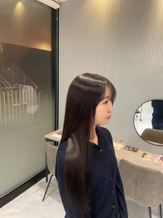 ロング RAF Sakuraのヘアスタイル