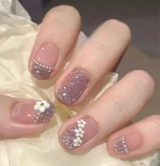 ネイル AZA NAILROOMのネイルデザイン