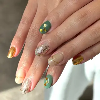 ネイル 伊藤 貴恵のネイルデザイン