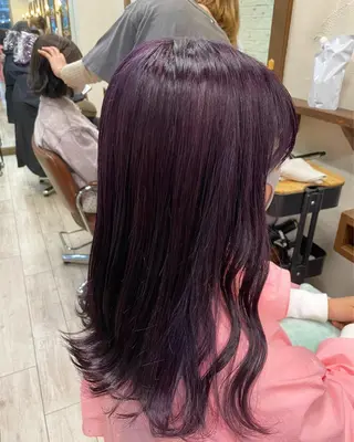 セミロング カラー ヘアアレンジ イワタ マハ/ minim hairのヘアスタイル