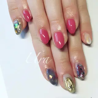 ネイル UrakoNail 《nail》のネイルデザイン