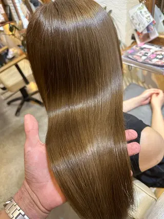 ロング putri 副店長 岸本　拓真のヘアスタイル