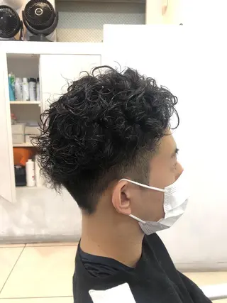 ショート パーマ メンズ 髪質改善× ハイライト溝江のヘアスタイル