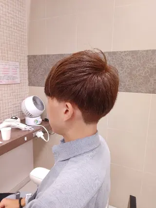 ショート メンズ カラー 本間 郁梨のヘアスタイル