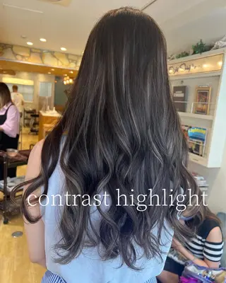 ロング 渋谷ハイトーン/ デザインカラー阿部のヘアスタイル