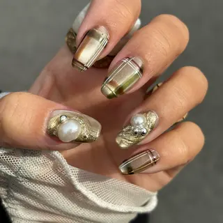 ネイル MiRanda Nail所属・MiRanda 保坂 舞のネイルデザイン