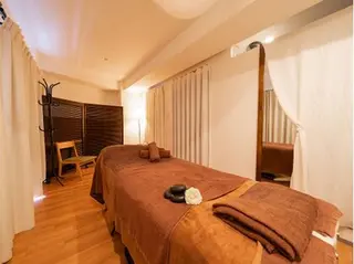 felicite所属・felicite🌱 美眉ワックス・耳かきの眉毛・アイブロウイメージ