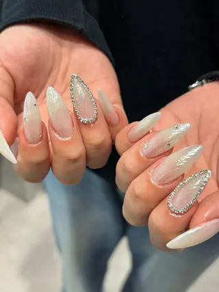 ネイル Lanhr Nail&Eyelash所属・Lanhr miyukiのネイルデザイン