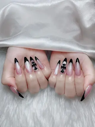 ネイル Queen Nail Salon所属・Queen Nail Salonのネイルデザイン