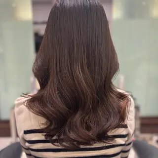 セミロング パーマ コテ巻き風パーマ✨ 韓国ヘア🤎近下菜央のヘアスタイル