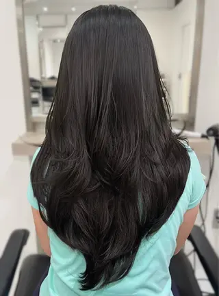 ロング YOLO/ HANAのヘアスタイル