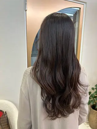 ロング カラー 佐合 梨花 / ｅａｕ〈オー〉のヘアスタイル