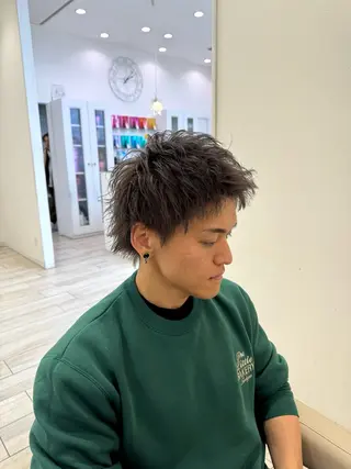 ショート カラー メンズ 岐阜メンズパーマ 伊藤瑠星のヘアスタイル