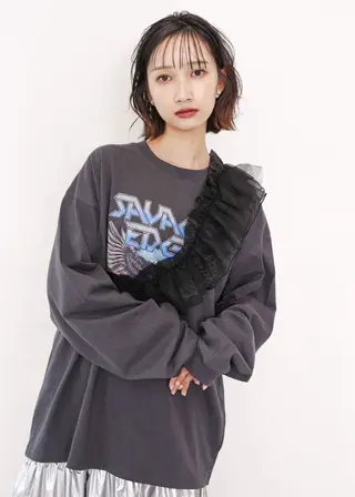 ミディアム カラー 鈴木 美紅のヘアスタイル