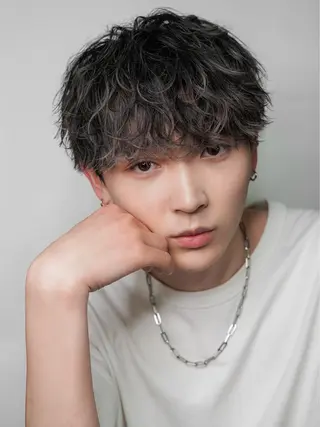 パーマ メンズ MEN'S HAIR SENSE渋谷宇田川交番前店所属・メンズパーマ/ 西條 吏温のヘアスタイル