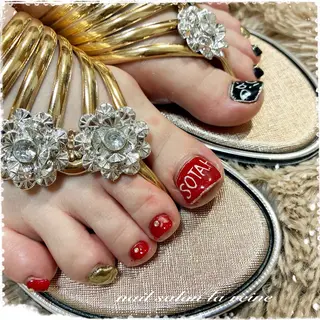 ネイル nail salon  la reine所属・nail salon la reineのネイルデザイン