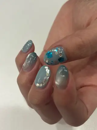 ネイル キャンアイドレッシー荻窪所属・n risaのネイルデザイン