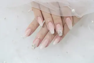 ネイル Leonie ｵｵｲのネイルデザイン