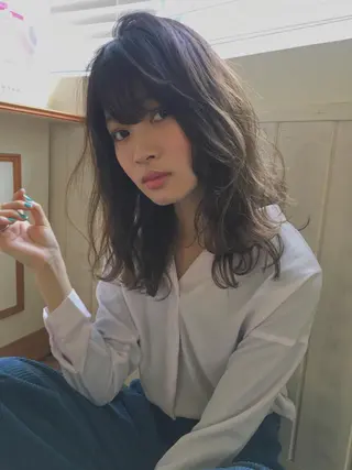 セミロング カラー 代表🎀 ふわモテ愛 され髪🩷yumiのヘアスタイル