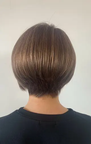 ショート カラー イーストハムネオ高木 亮人🌿のヘアスタイル