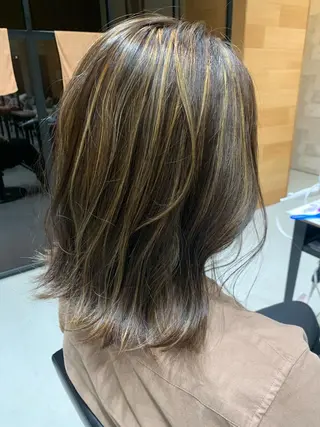 セミロング 大木 華のヘアスタイル