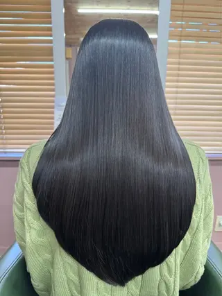 ロング 🪞髪質改善特化🪞 八木沢健汰のヘアスタイル