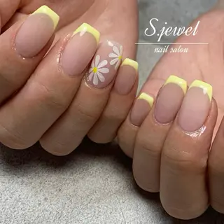 ネイル S♡JEWEL所属・S. JEWELのネイルデザイン