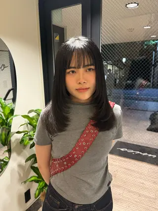 ロング 内沼 恵留菜のヘアスタイル