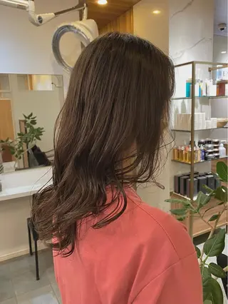 セミロング カラー 門崎未依/レイヤー/ メンズカット🪿🌼のヘアスタイル