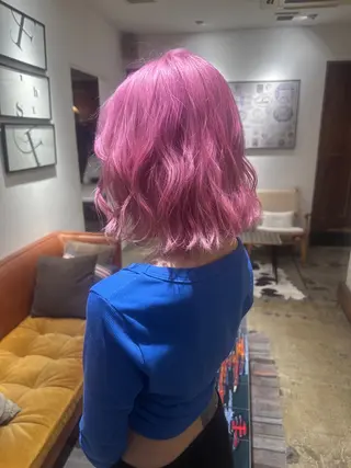 カラー YUI/レイヤー/ ハッシュカットのヘアスタイル