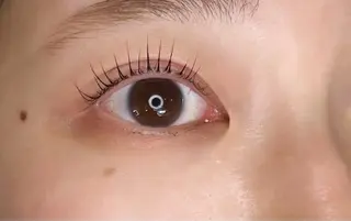 マツエク・マツパ ルナクレスタ 🌙代表Mikiの眉毛・アイブロウイメージ