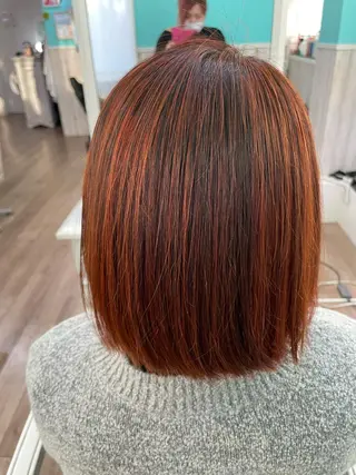 ショート カラー 🐆アンドウ チカコ🦓のヘアスタイル